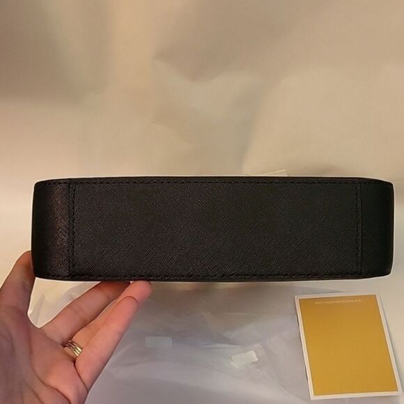 Michael Kors Jet Set Crossbody Bag NWT - Picture 8 of 11